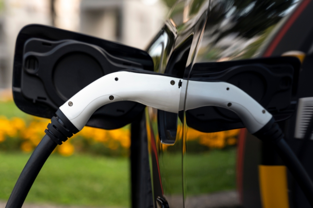 Electric Vehicle Tax Benefits, Incentives and Changes 2025-2026
